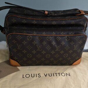 Nile GM Crossbody Vintage Louis Vuitton